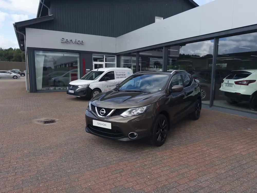 Nissan Qashqai N-Tec dCi 110 2WD 6 M/T, 2015